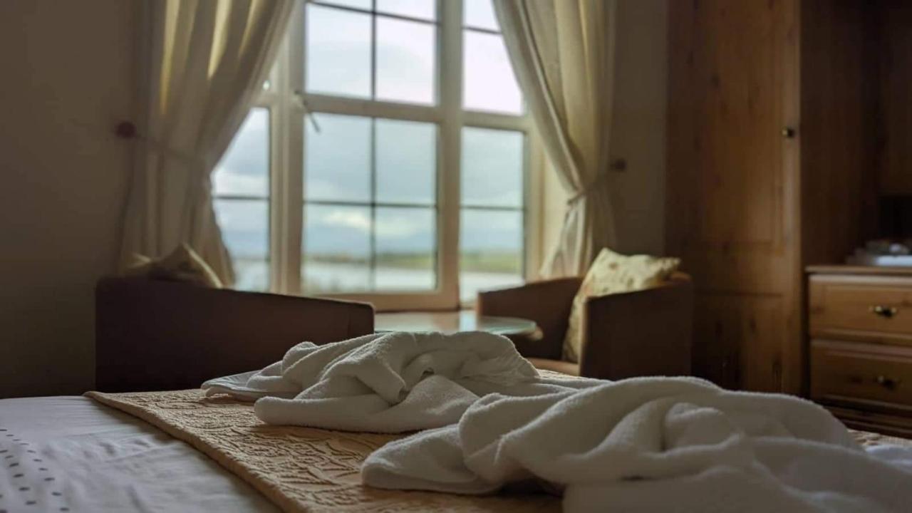 Harbour House Bed & Breakfast Castlegregory Exterior photo